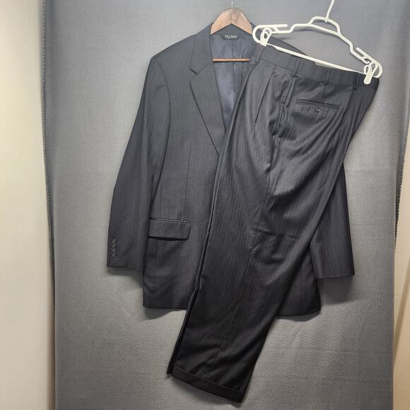 Jos A Bank Mens Suit Navy Blue 100% Wool Jacket 44L Pants 38x30 Pleated Cuffed